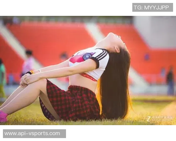 腾讯体育足球宝贝展现青春活力与足球魅力的完美结合